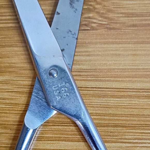 Professional Grooming Scissors and Comb Set - Silver - Picture 4 of 11